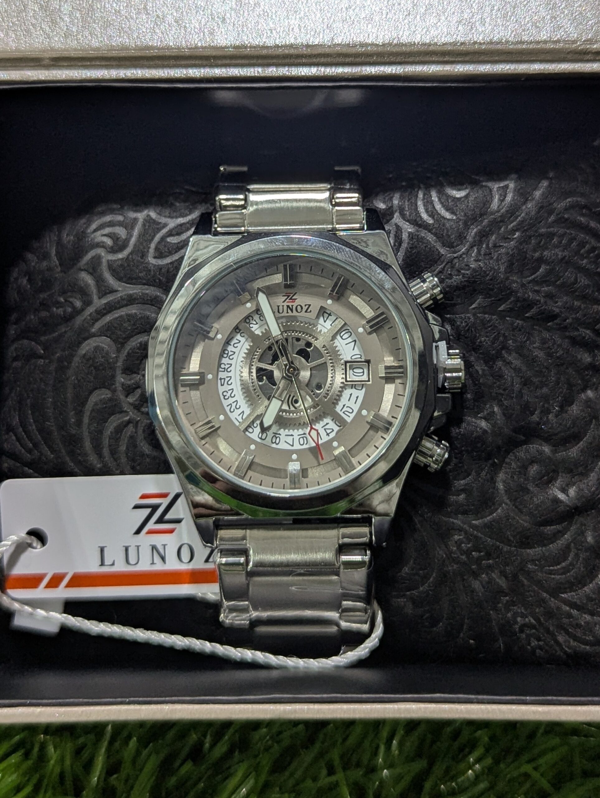 LUNOZ - Premium Skeleton Dial Men's Watch – Stainless Steel Luxury Analog Wrist Watch with Date Display